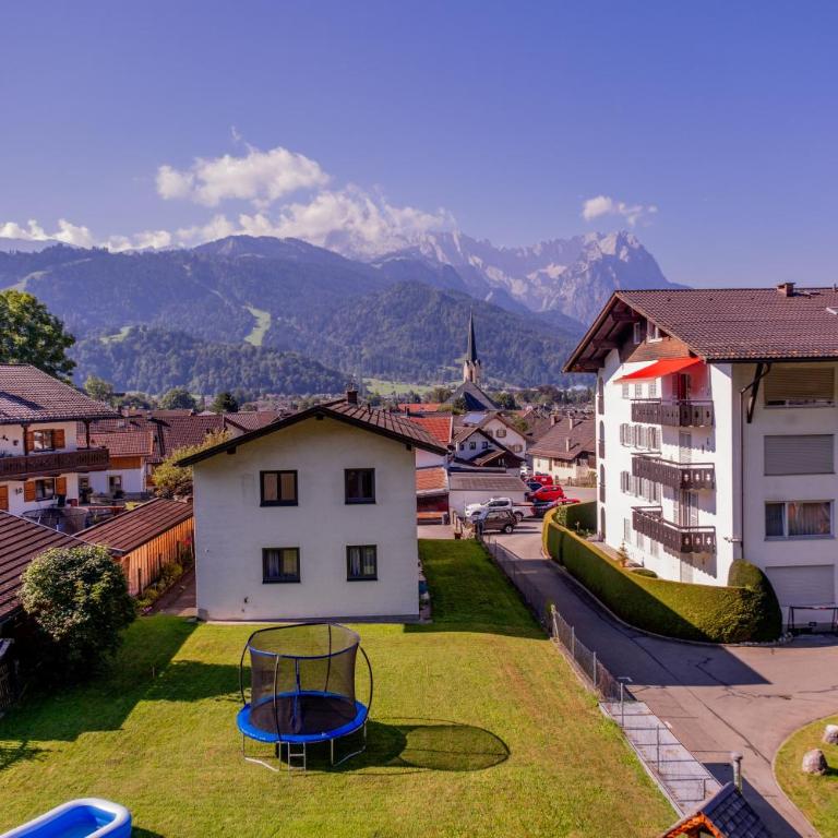 Broathack - Superior One-Bedroom Apartment with Balcony - 6
