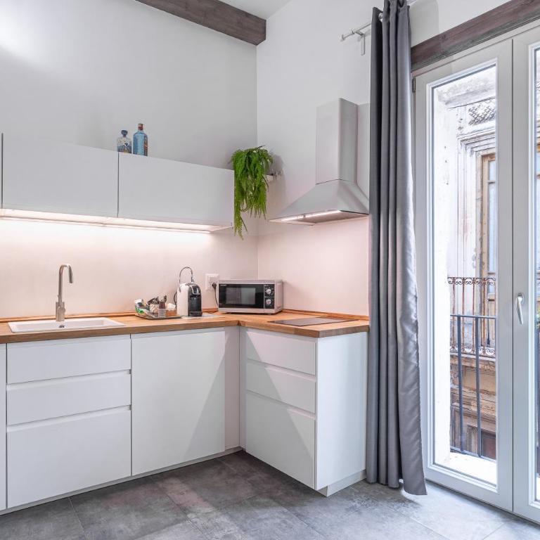 Cavour 45 Ortigia - Appartamento Superior con 1 Camera da Letto e Balcone - 6