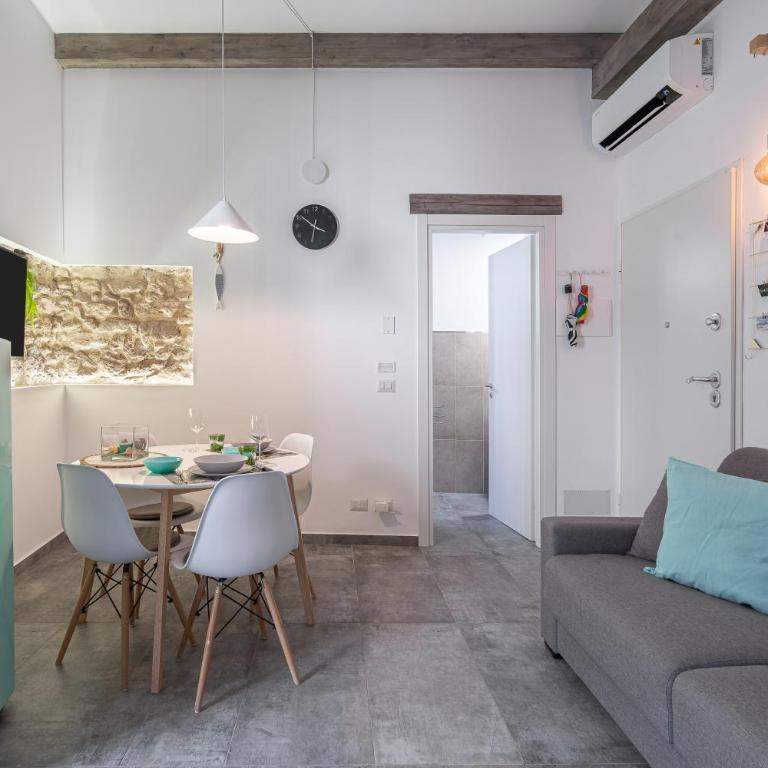 Cavour 45 Ortigia - Appartamento Superior con 1 Camera da Letto e Balcone - 5