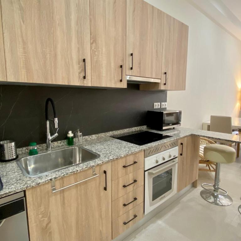 Palangreros Beach Apartment - Apartamento Superior con vistas a la ciudad - 7