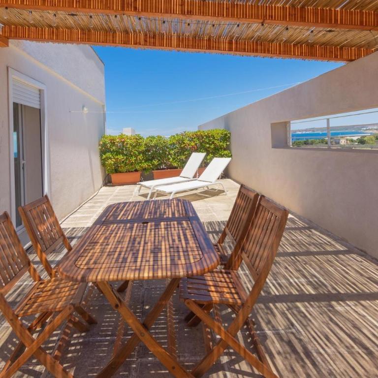 Dimore di Matilde -Attico Vistamare - Two-Bedroom Deluxe Apartment with Ocean View - 2