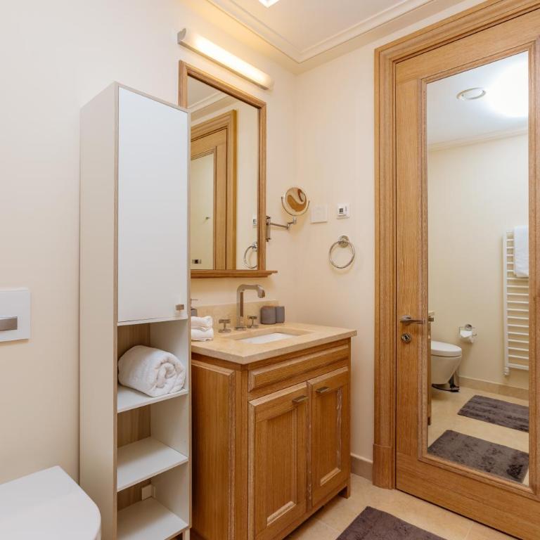 Porto Montenegro Ksenija Residence - Two-Bedroom Apartment - 9