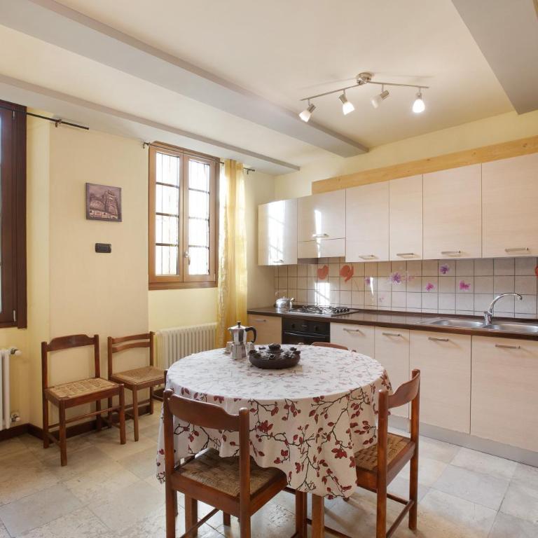 Augusta Praetoria Aosta - Appartamento con 2 Camere da Letto e con Vista Montagna - 6