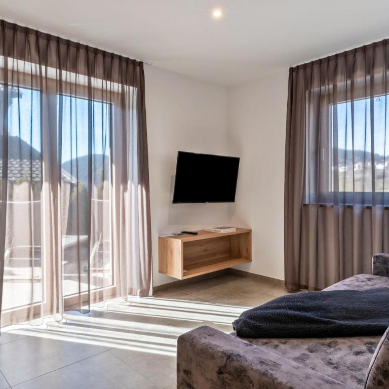 Aster Moments Apt Moritz - Apartment with Terrace - 1