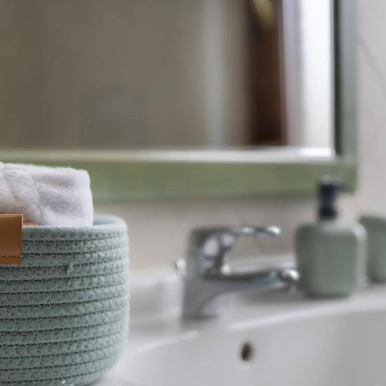 Piccolo Angolo Di Tranquillità - Appartamento Deluxe con 2 Camere da Letto e Vista Giardino - 16