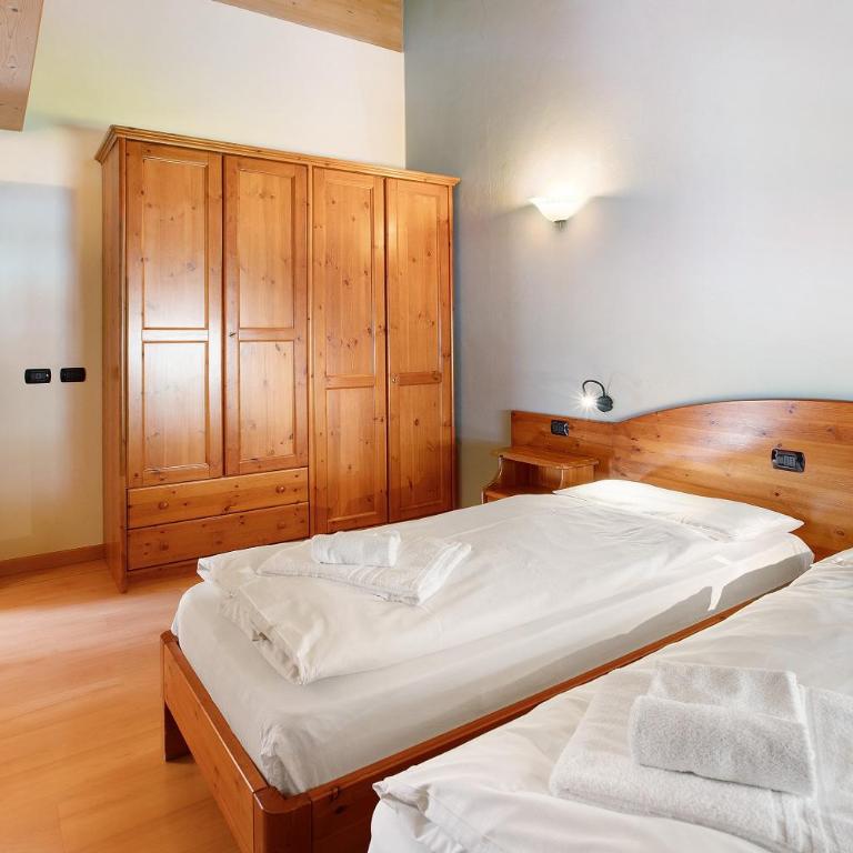 Chalet Anna Botton d'oro - Appartamento Deluxe con 2 Camere da Letto e Vista Giardino - 21
