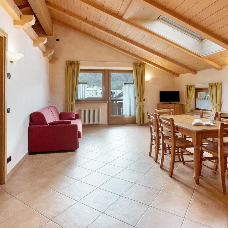 Chalet Anna Botton d'oro - Appartamento Deluxe con 2 Camere da Letto e Vista Giardino - 16