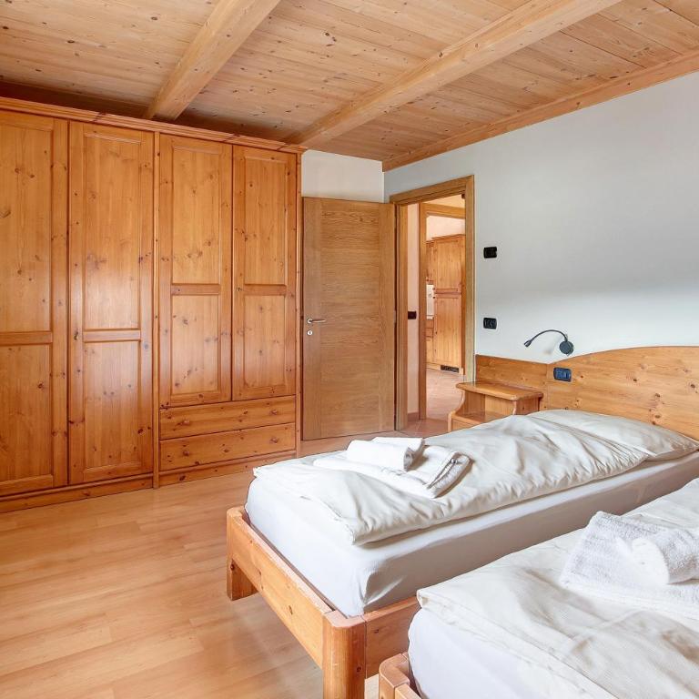 Chalet Anna Botton d'oro - Appartamento Deluxe con 2 Camere da Letto e Vista Giardino - 11