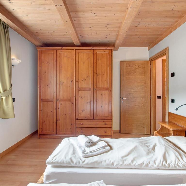 Chalet Anna Botton d'oro - Appartamento Deluxe con 2 Camere da Letto e Vista Giardino - 12