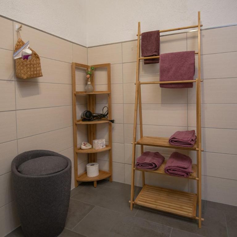Scheidegg unterm Kreuzberg - Deluxe-Apartment mit 2 Schlafzimmern und Gartenblick - 11