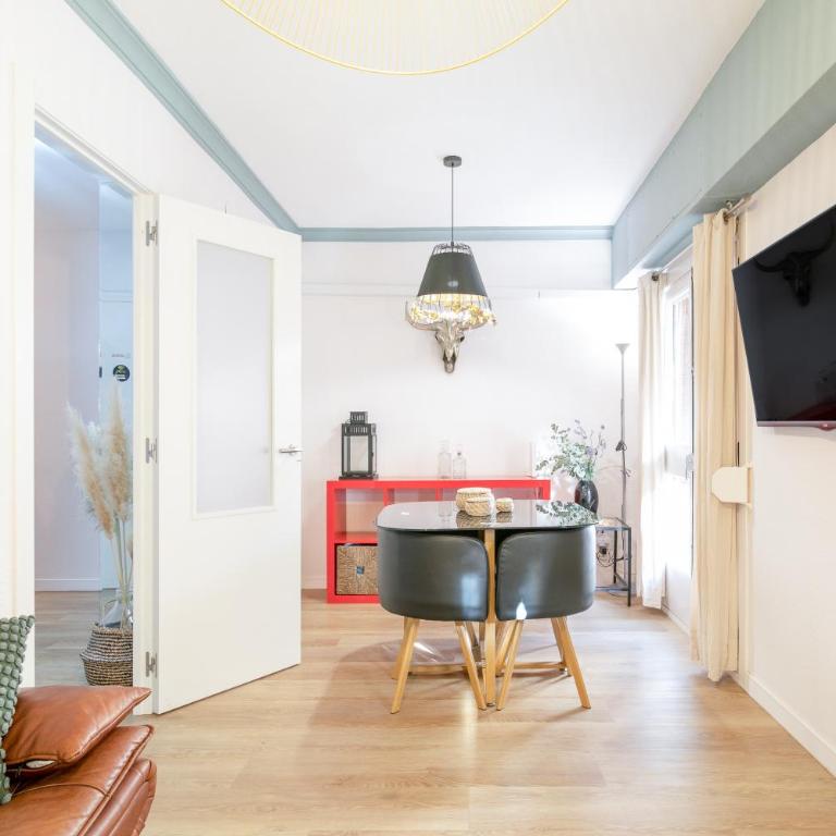 Plaza España - Apartamento Deluxe de 2 dormitorios con balcón - 4