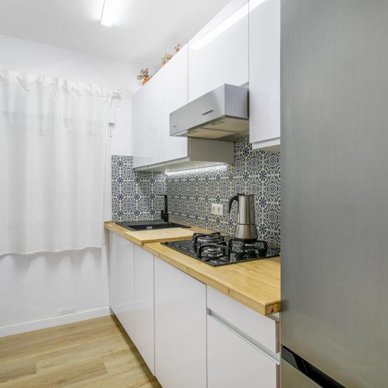 Plaza España - Apartamento Deluxe de 2 dormitorios con balcón - 8
