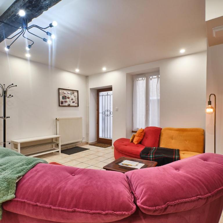 Au 81 - Maison De Ville à Louer - Appartement avec Douche - 2
