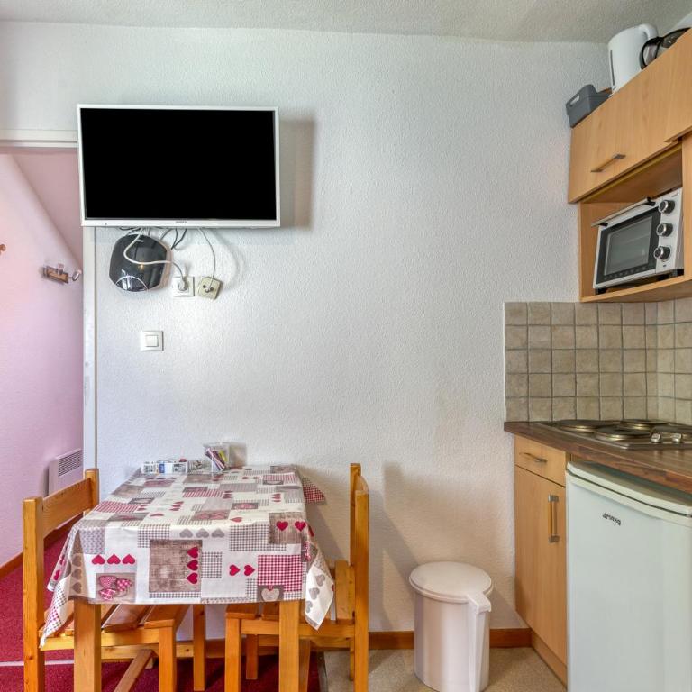 Les Lys Orangés - Apartment mit 1 Schlafzimmer und Garten - 11