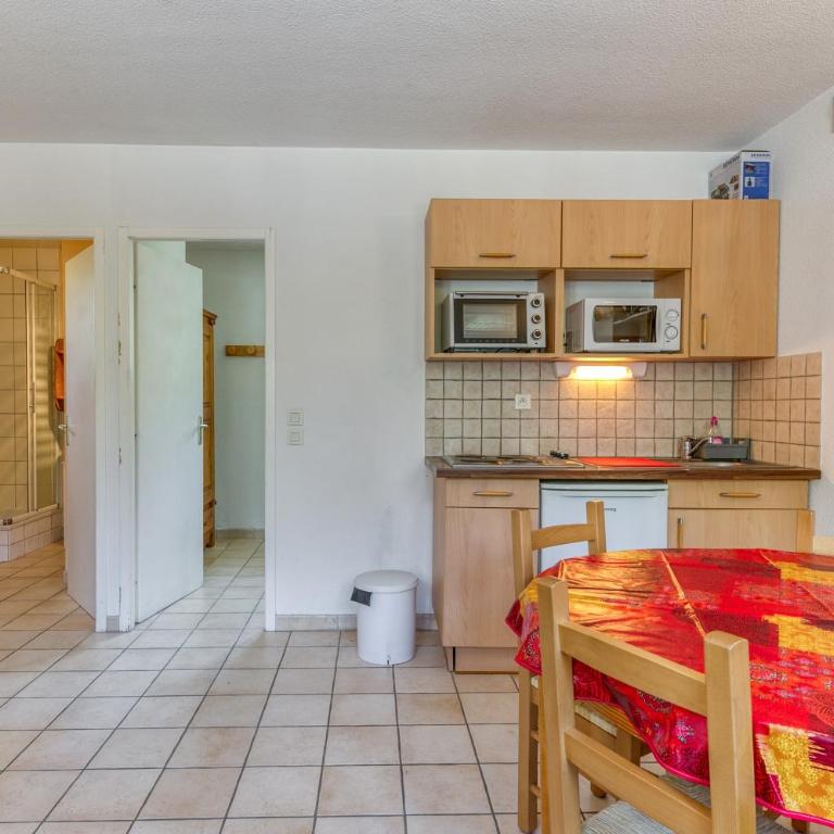 Les Lys Orangés - Apartment mit 1 Schlafzimmer und Garten - 7