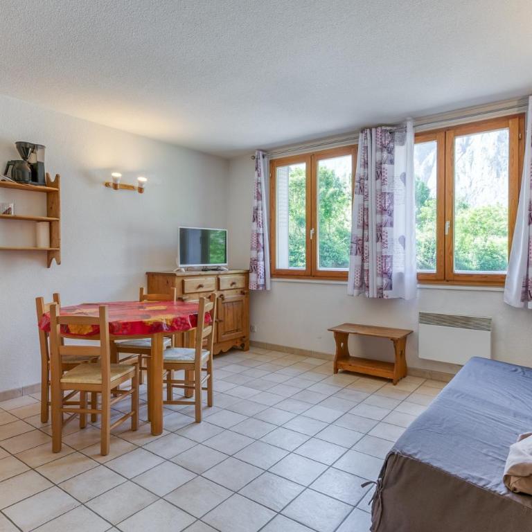 Les Lys Orangés - Apartment mit 1 Schlafzimmer und Garten - 1