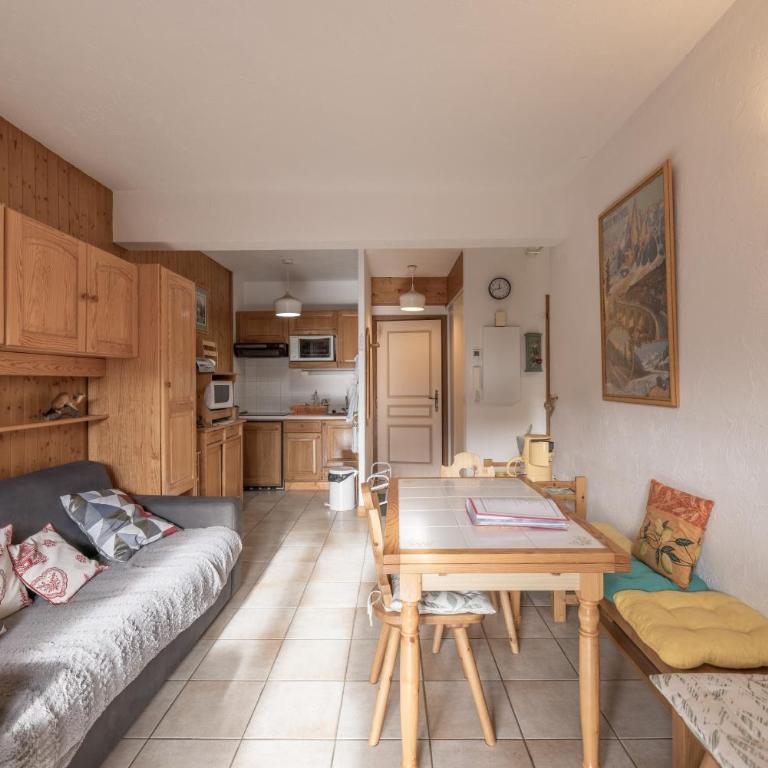 Appartement vue Mont Blanc - Superior One-Bedroom Apartment with Balcony - 7