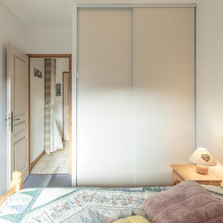 Appartement vue Mont Blanc - Superior One-Bedroom Apartment with Balcony - 13