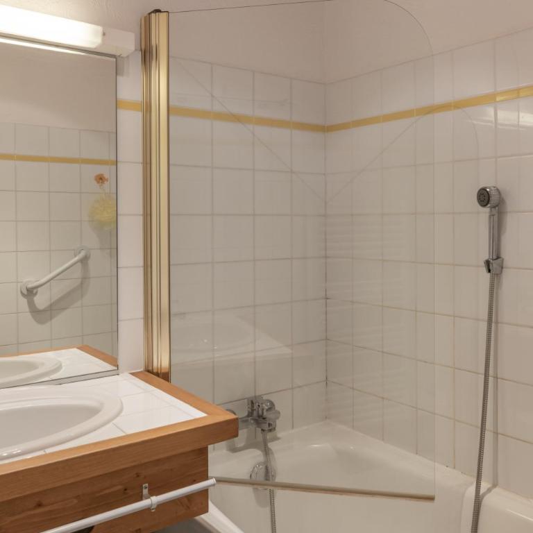 Appartement vue Mont Blanc - Superior One-Bedroom Apartment with Balcony - 19