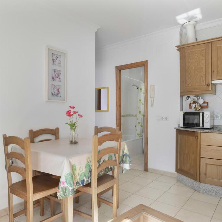 Apartamento Doña Alba 2 - Apartamento Superior de 1 dormitorio con balcón - 4