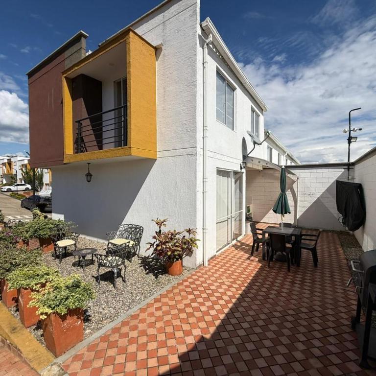 Casa de descanso Curití Piscina, jardín, comodidad - Casa de 3 dormitorios - 16