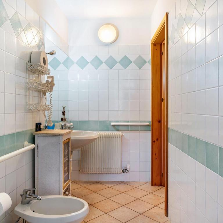 Agritur Solasna - Standard Zimmer mit Queensize-Bett - 1