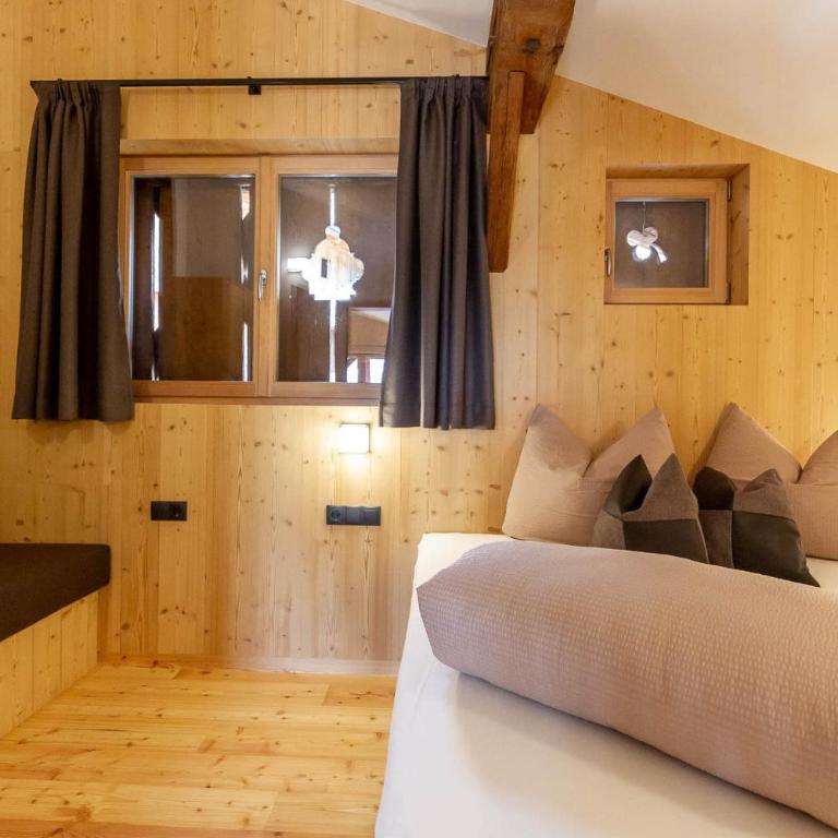 Daimlhof Ferienwohnung Lärchenzweig - Appartamento Deluxe con 2 Camere da Letto e Vista Giardino - 11