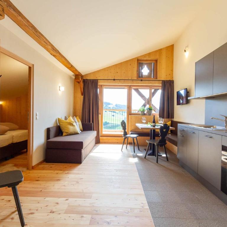 Daimlhof Ferienwohnung Lärchenzweig - Appartamento Deluxe con 2 Camere da Letto e Vista Giardino - 3