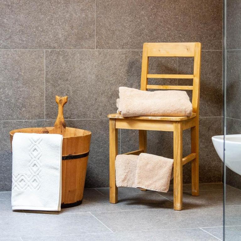 Daimlhof Ferienwohnung Lärchenzweig - Appartamento Deluxe con 2 Camere da Letto e Vista Giardino - 8