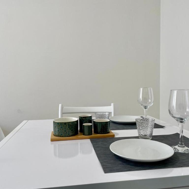 Menotti Home - Apartment with Shower - 16