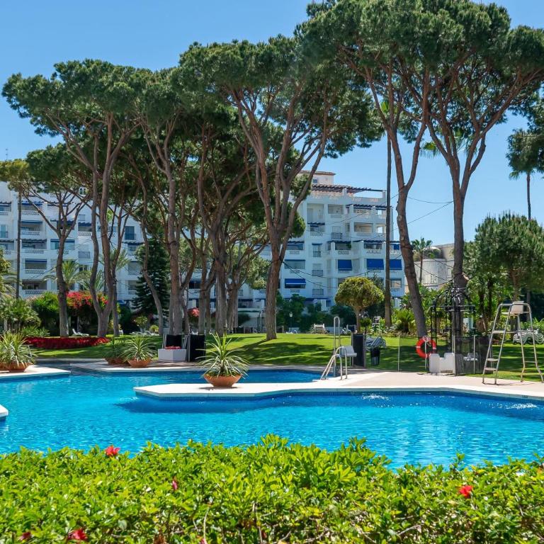 Beachside Puerto Banus Luxury Aprt2 - Apartamento Deluxe de 2 dormitorios con vistas al jardín - 23