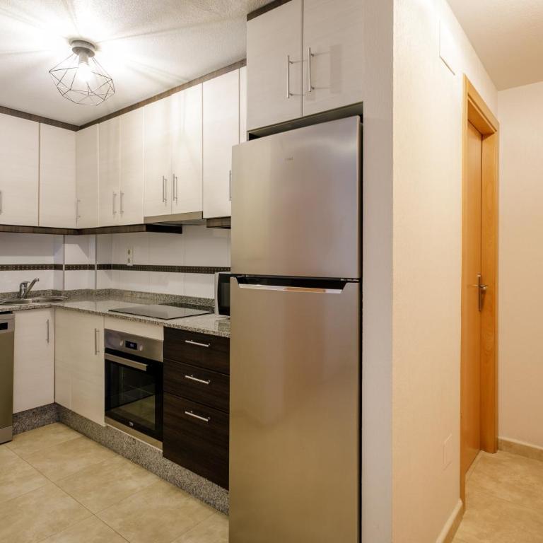 Antina 12 en Santa Pola - Apartamento Deluxe de 2 dormitorios con balcón - 9