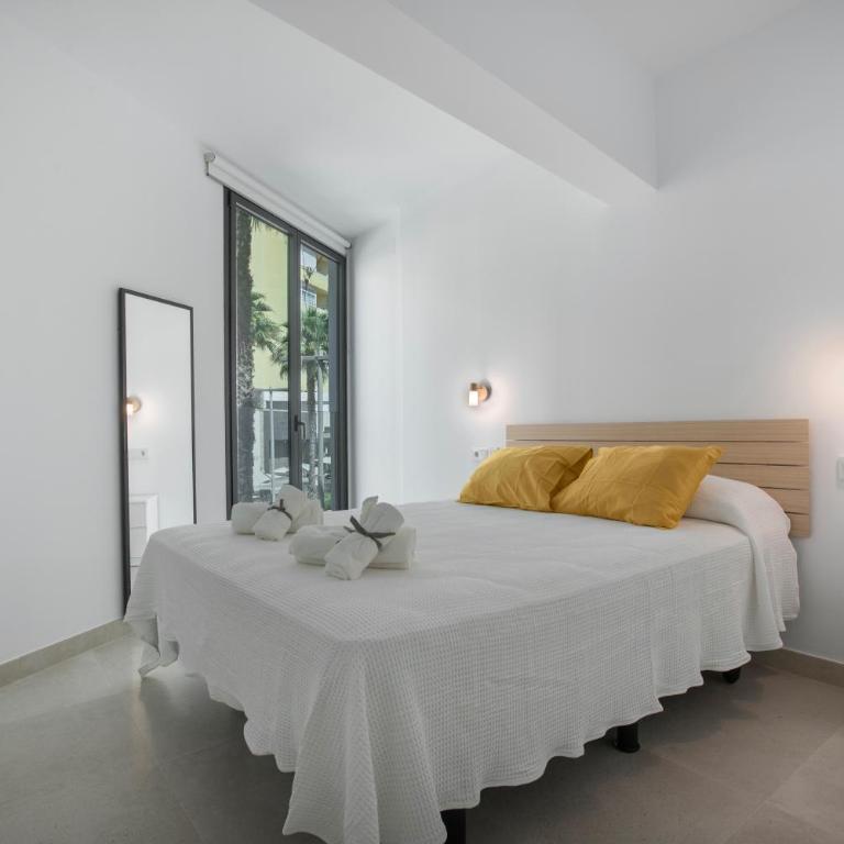 Begobe Room - Superior Apartment with City View - 8