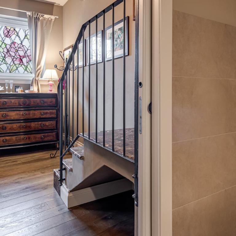 Pretty Suite Firenze Fiesole - Standard Queen Room - 14