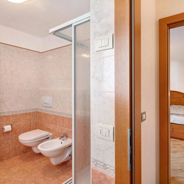 Appartamento Paradisin - Two-Bedroom Deluxe Apartment with Garden View - 21