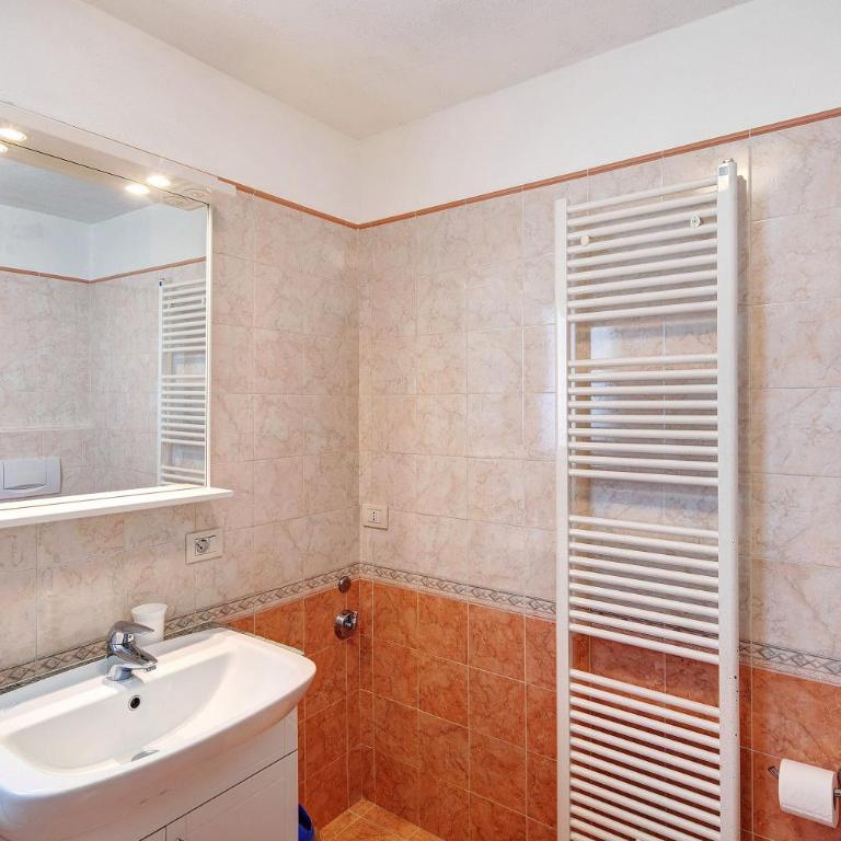Appartamento Paradisin - Two-Bedroom Deluxe Apartment with Garden View - 19