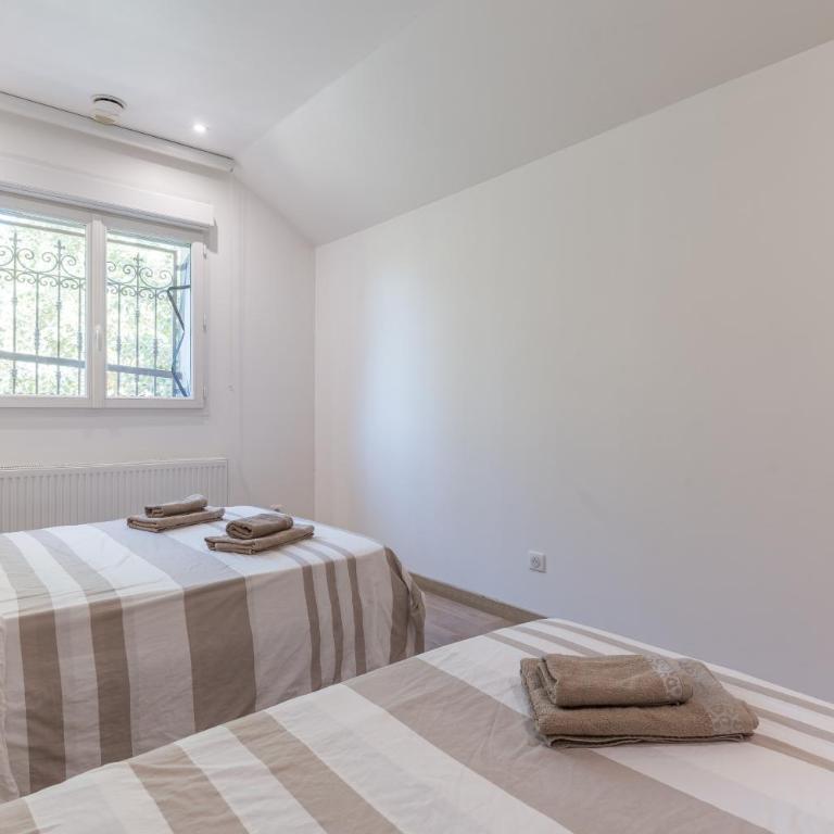 Maison Aix En Provence - Villa - 14