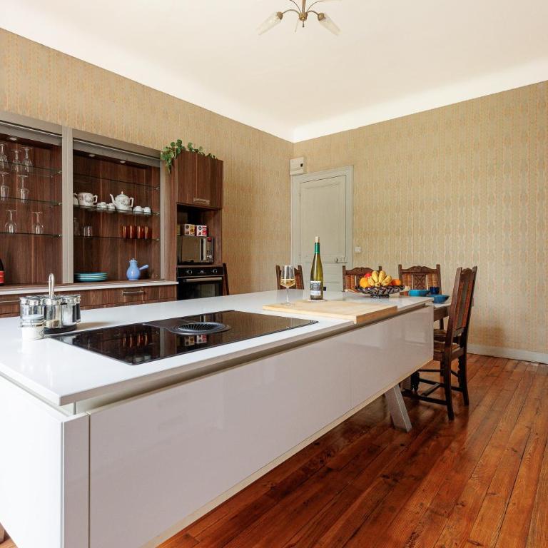 Etage maison bourgeoise dans Parc - Appartamento Deluxe con 2 Camere da Letto e Vista Giardino - 8