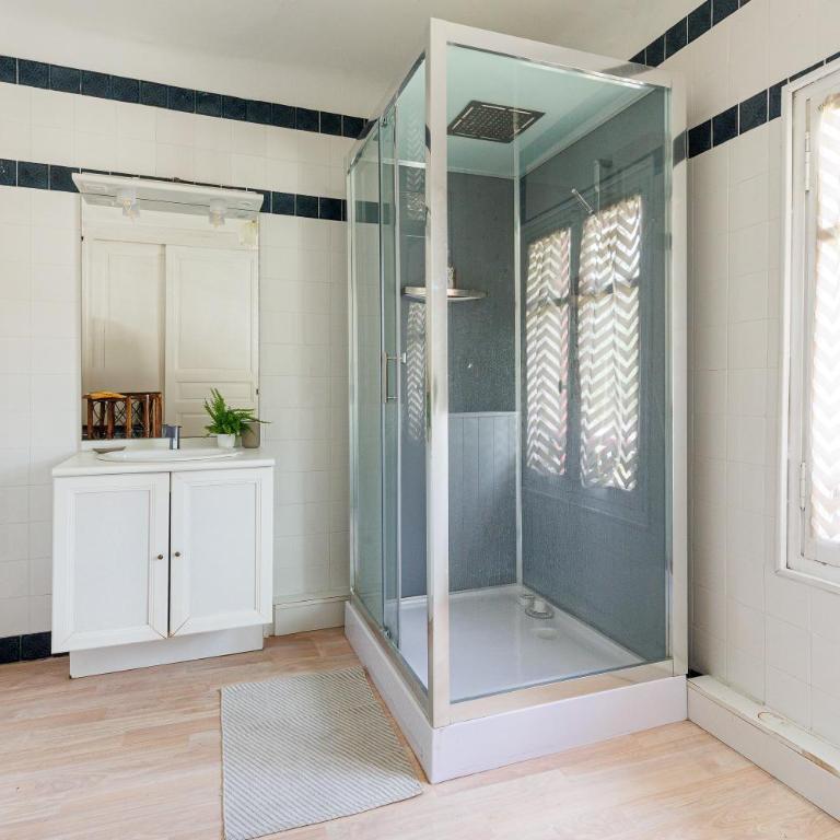 Etage maison bourgeoise dans Parc - Appartamento Deluxe con 2 Camere da Letto e Vista Giardino - 18