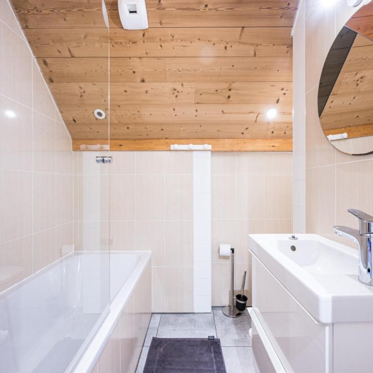 Breizh Chalet - 14 personnes - Superior Apartment mit Sauna - 19