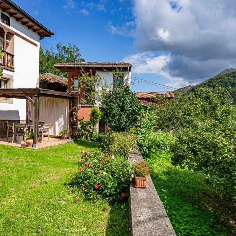 La Casita de Heidi - Habitación Doble con vistas a la montaña - 21