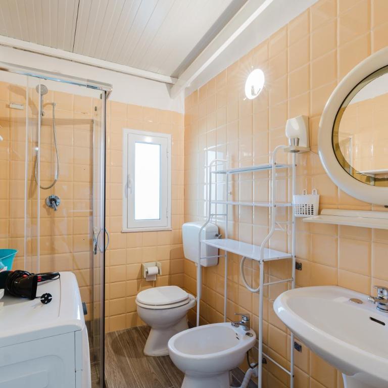 Casa Vacanze Angela - Appartamento Deluxe con 2 Camere da Letto e Vista Oceano - 18