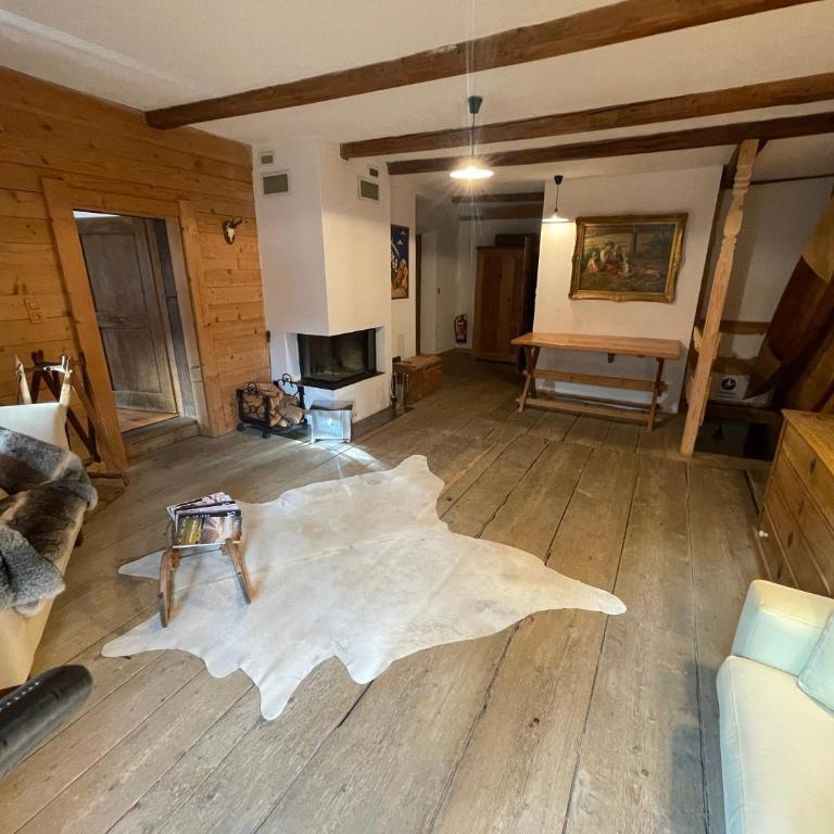 Geigerhaus 500 Jahre - Maisonette - Deluxe-Apartment mit 2 Schlafzimmern und Gartenblick - 25