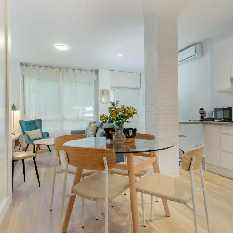 Sevilla Santa Justa - Apartamento de 1 dormitorio con jardín - 4
