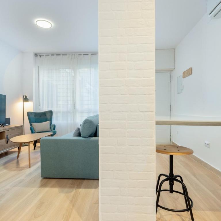 Sevilla Santa Justa - Apartamento de 1 dormitorio con jardín - 16