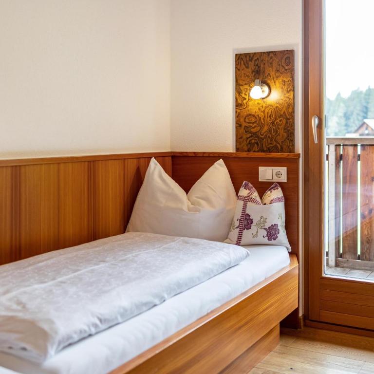 Stoffnerhof Apt Sonnenblume - Appartamento Deluxe con 2 Camere da Letto e Vista Giardino - 19