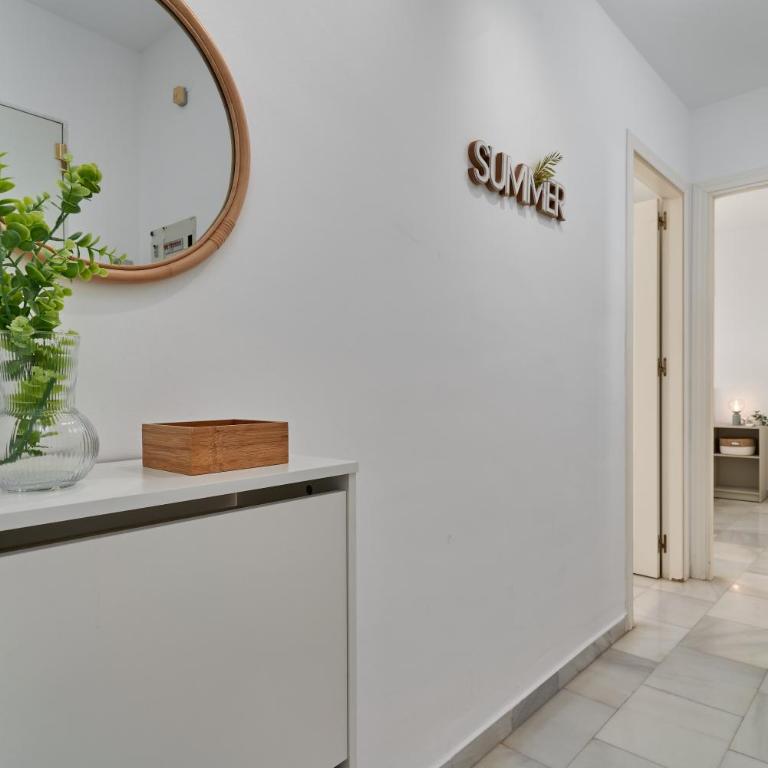Nerja Atico - Two-Bedroom Deluxe Apartment with Ocean View - 11