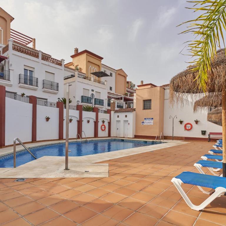 Nerja Atico - Two-Bedroom Deluxe Apartment with Ocean View - 32