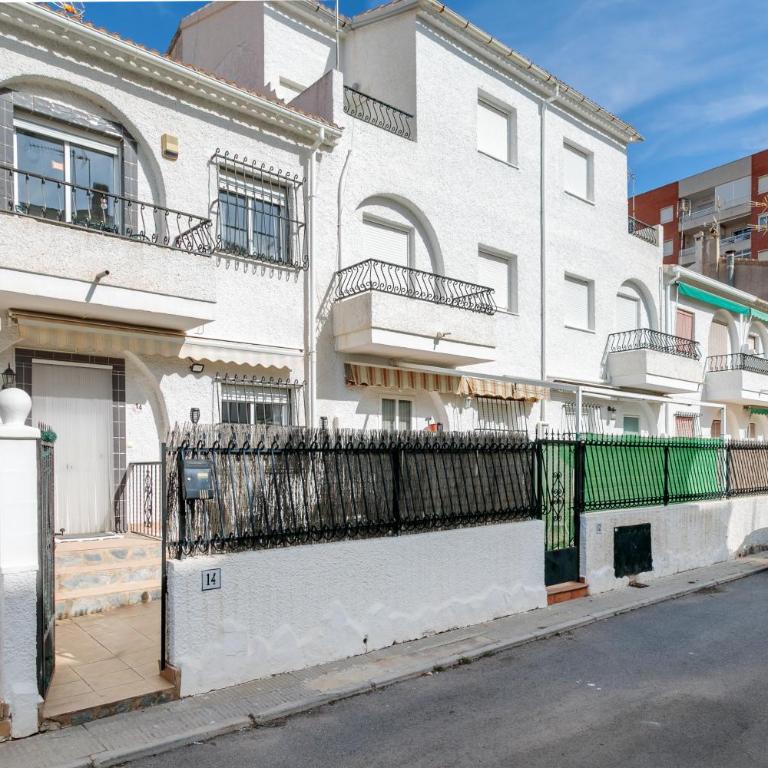 Ballesteros - Bungalow con patio - 22