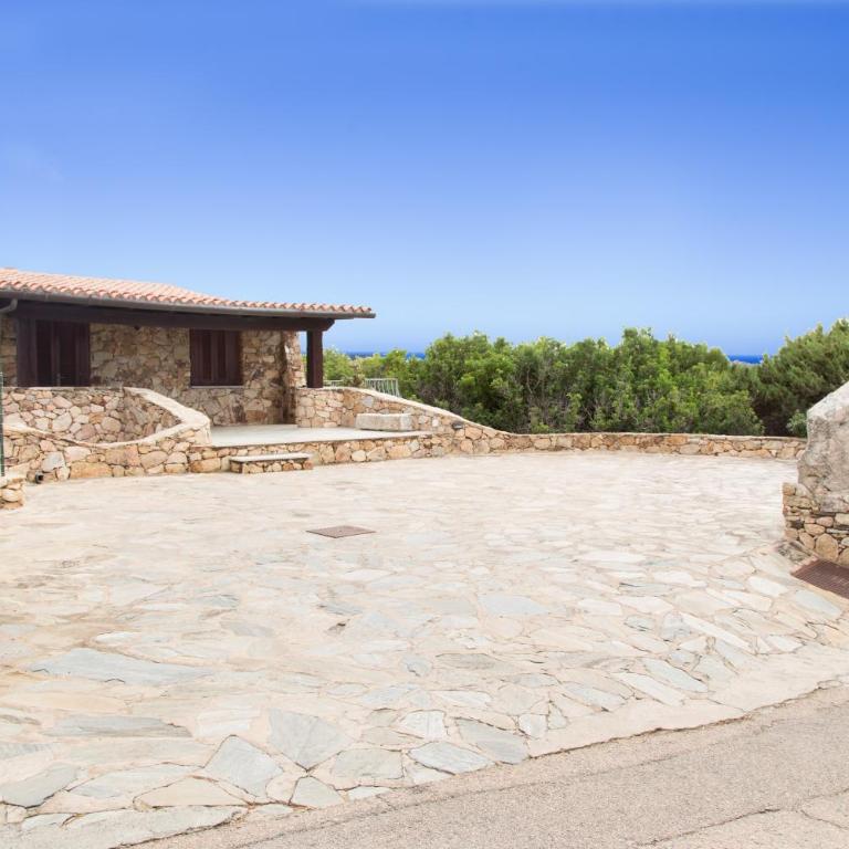 Belvedere - Two-Bedroom Deluxe Apartment with Ocean View - 25